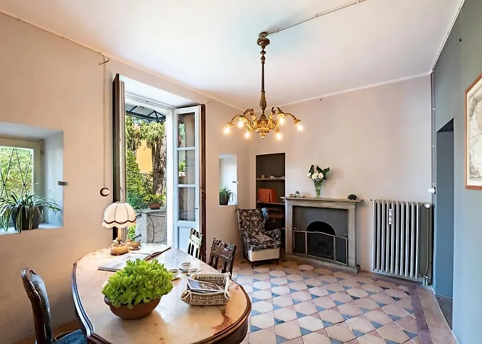 Rosalinda 4* דונגו