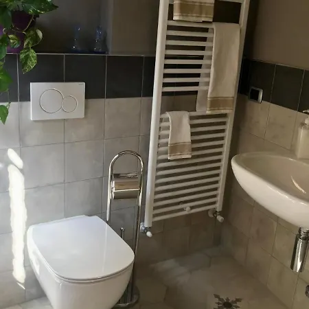 Rosalinda Bed & Breakfast Dongo