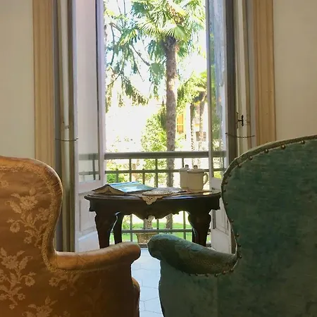 Rosalinda Bed & Breakfast