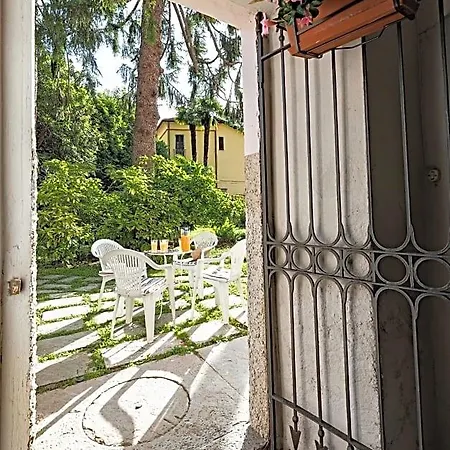 Rosalinda Panzió Dongo