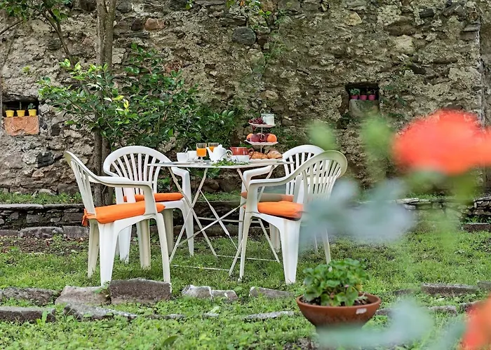 Rosalinda Bed & Breakfast 4*