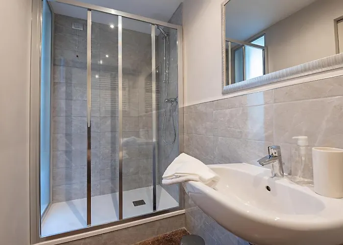 Rosalinda Bed & Breakfast 4*